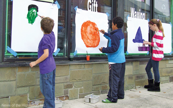 File photo Young artists at work in 2012. This year’s contest will be held on Oct. 26.